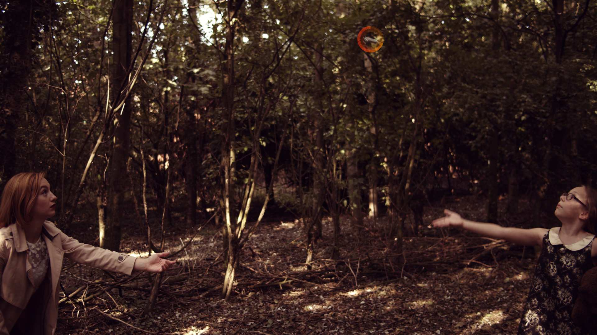 与坡和芒罗共度黑夜/Dark Nights with Poe and Munro_1