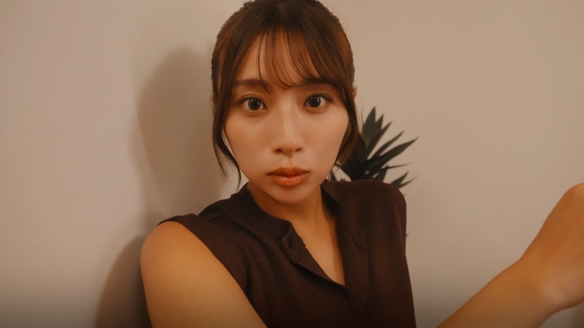 嘟嘟嘟~恋爱信号响不停，美女室友们教我如何淡定？/Roommates, Romance, and Ringing Hearts_4